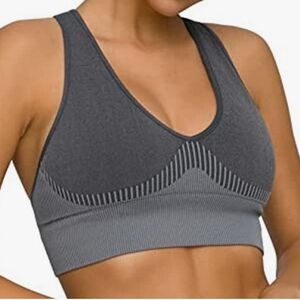 Good American Essential Core Seamless Plunge Sports Bra